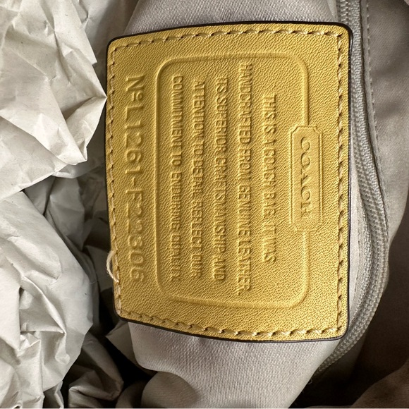 COACH SOFT LEATHER BAG - Picture 5 of 5